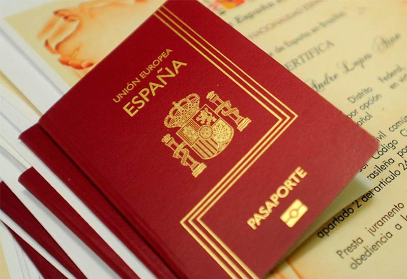 Servicios de nacionalidad española en LegalYB Abogados
